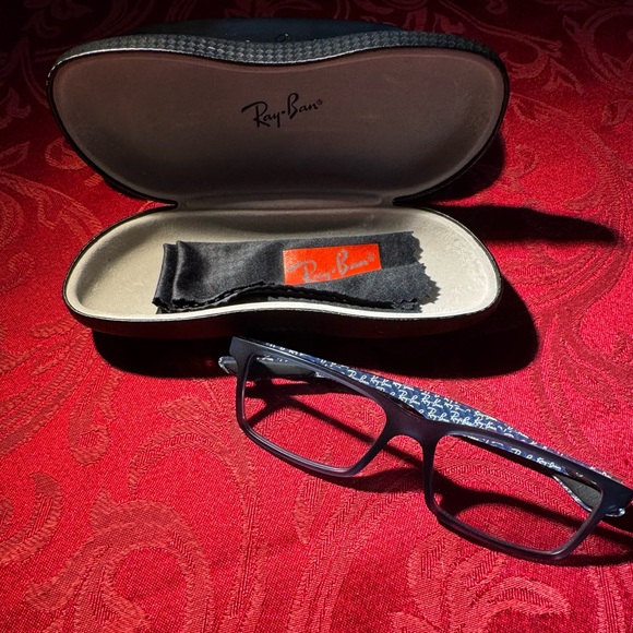 Ray-Ban Wayfarer frames - Picture 2 of 6